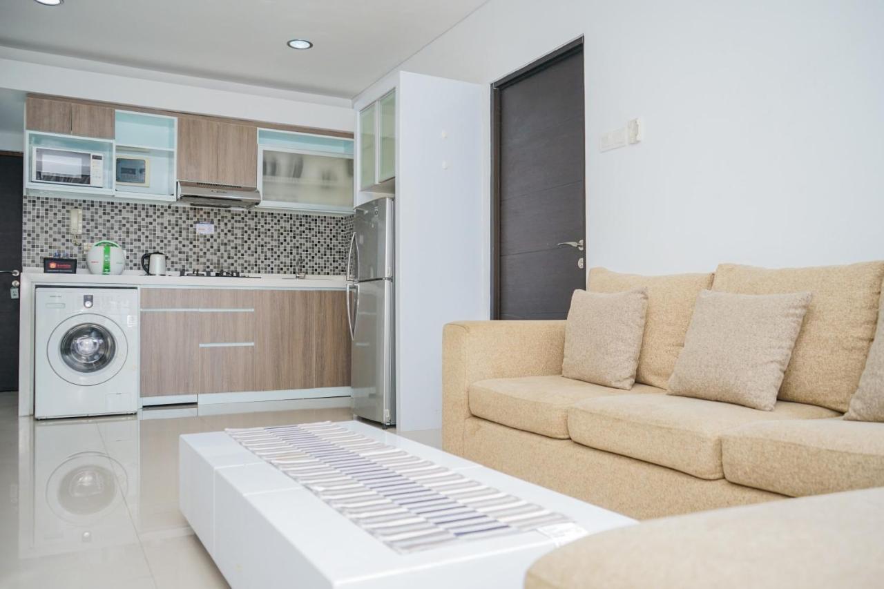 Homey And Modern Tamansari Semanggi 2Br Apartment By Travelio Джакарта Екстериор снимка